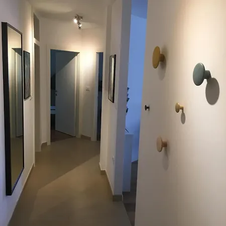 Apartmán Modern With 2 Balconies